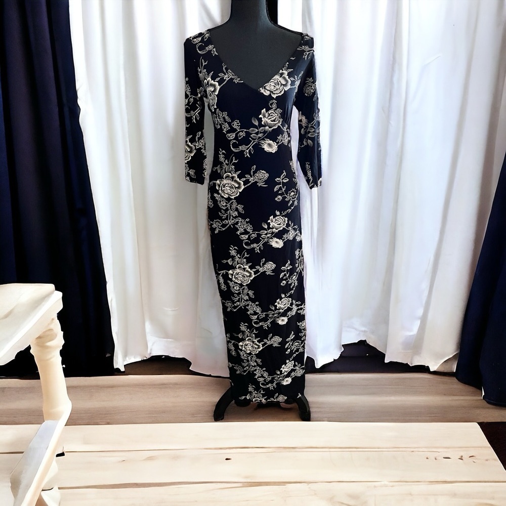 Black Market Floral Maxi Dress - Picture 2 of 6